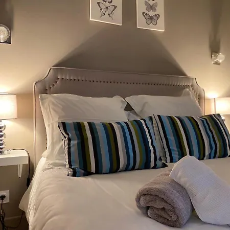 Maison 2 Appts Et 1 - Conciergerie De L'uzege Apartment Uzes