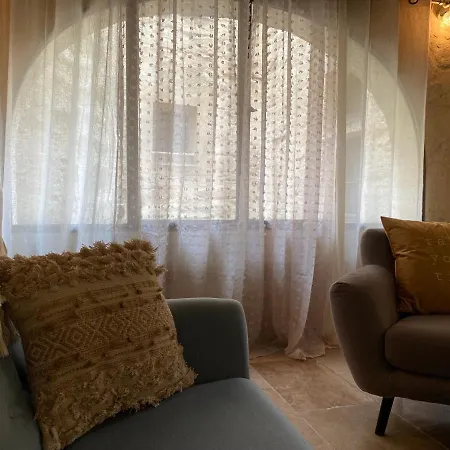 Maison 2 Appts Et 1 - Conciergerie De L'uzege Apartment